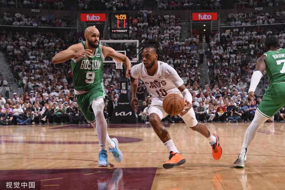 休城三少低 休城三少低