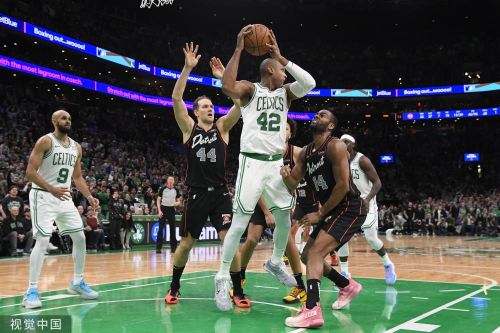 一直是吸引 一直是吸引