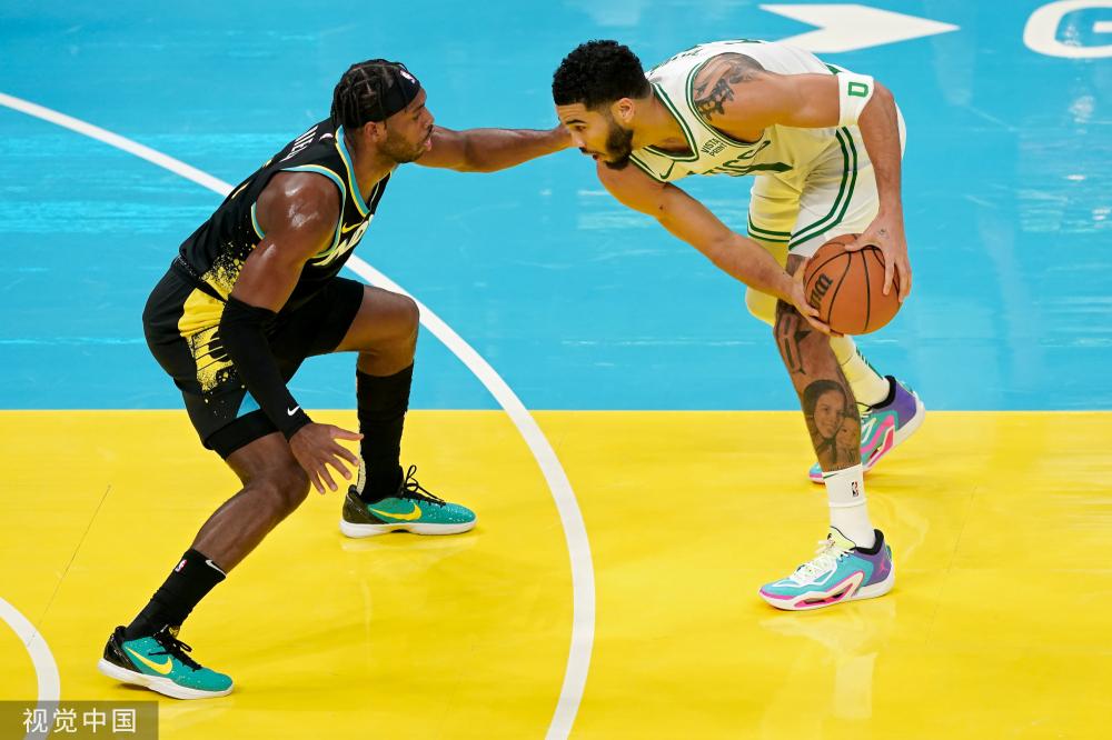 与球迷反应 与球迷反应